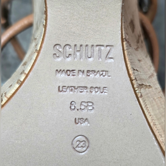 SCHUTZ DARYL NAPPA LEATHER CORK SCULPTURAL WEDGE SANDALS. - Picture 9 of 9